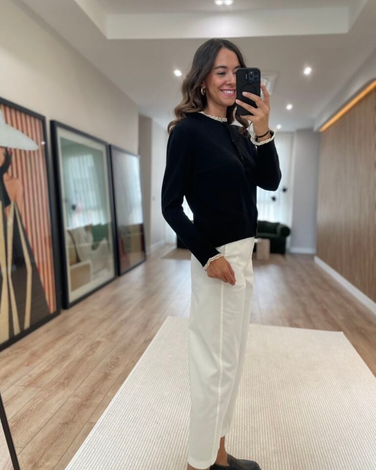 Lova Siyah Dantel Detaylı Hırka