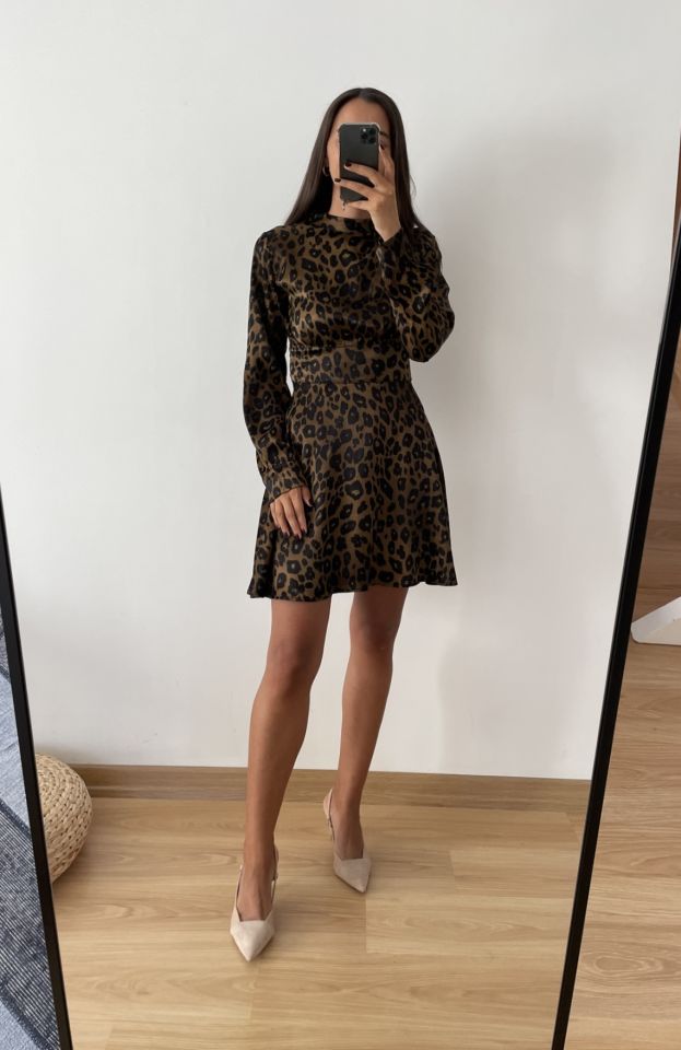 Leopar Desenli Yanları Volanlı Saten Elbise