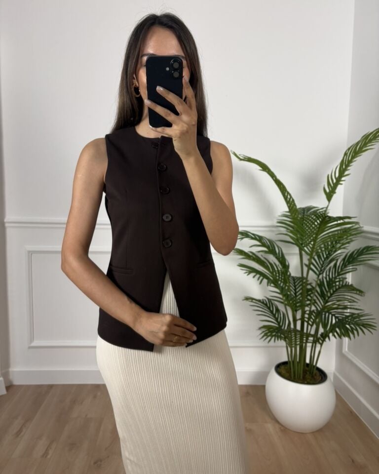 Virella Kahverengi Önü Düğmeli Premium Yelek