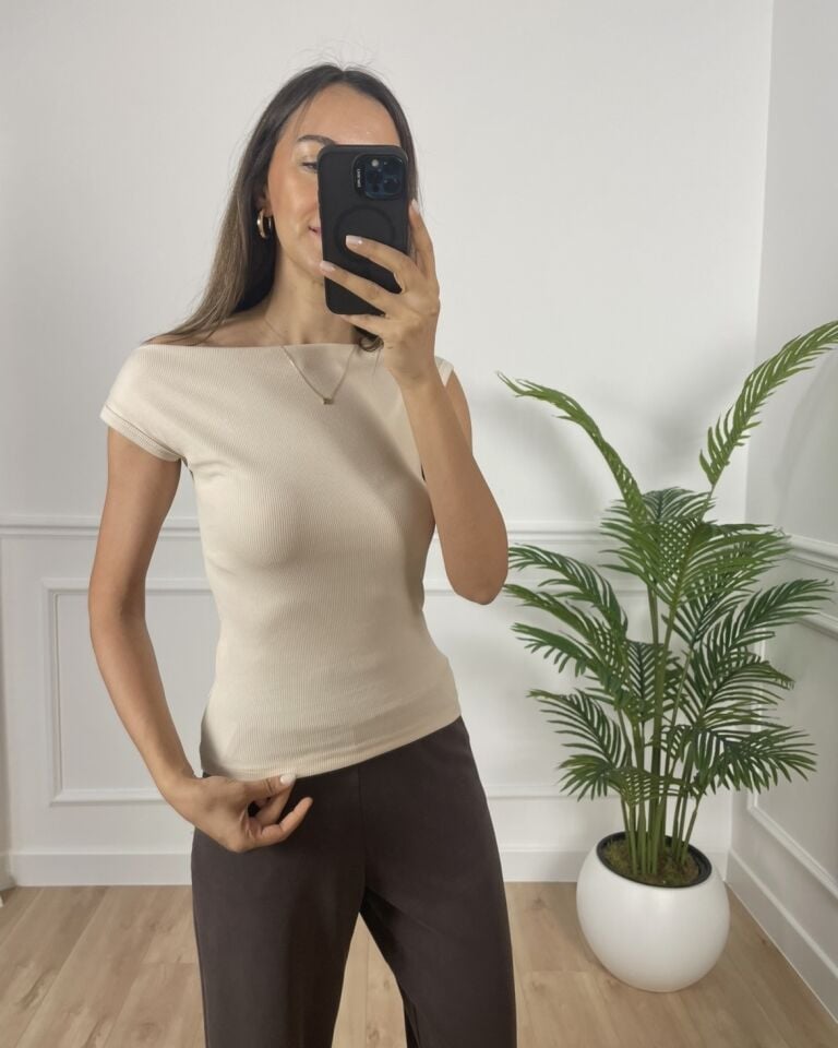 Dora Bej Geniş Yaka Fitilli Premium Bluz