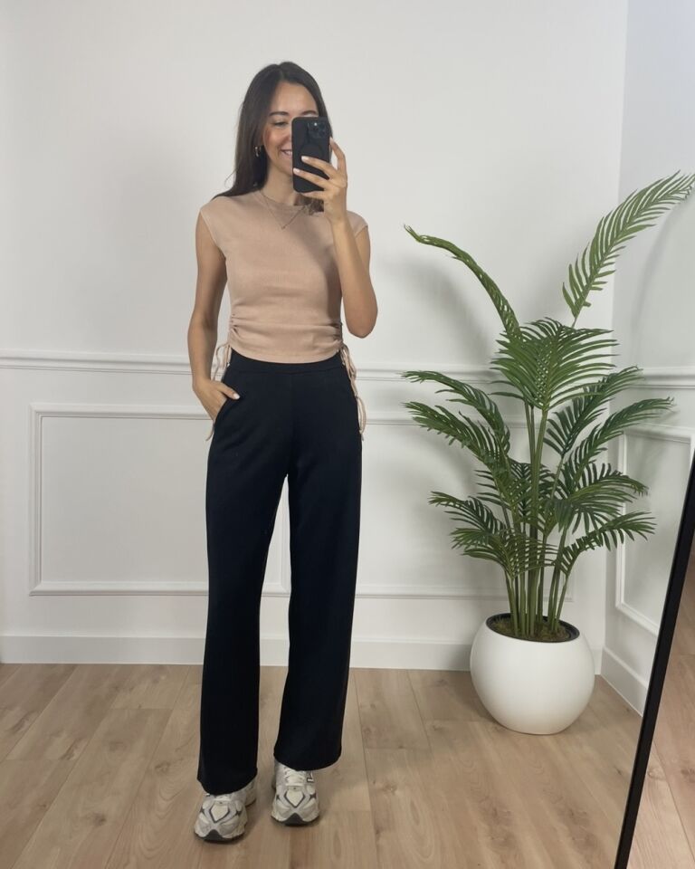 Pera Bej Pencere Detaylı Bluz