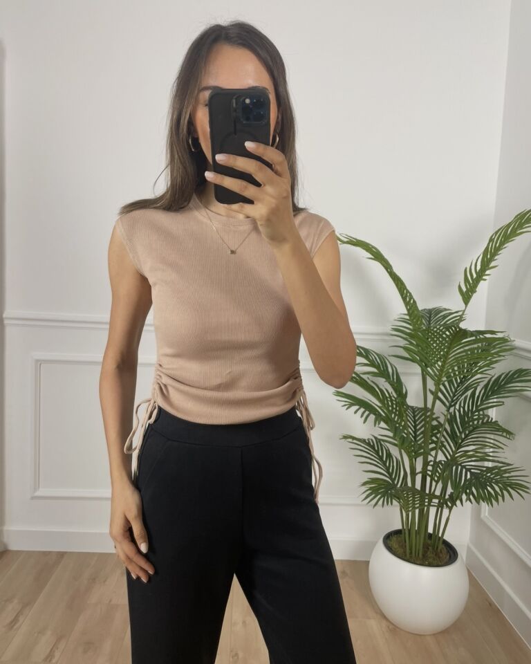 Pera Bej Pencere Detaylı Bluz