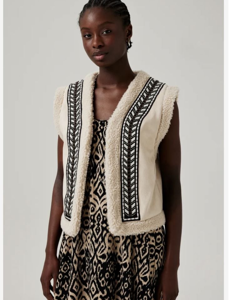 Norela Bej Etnik Desen Peluş Premium Yelek