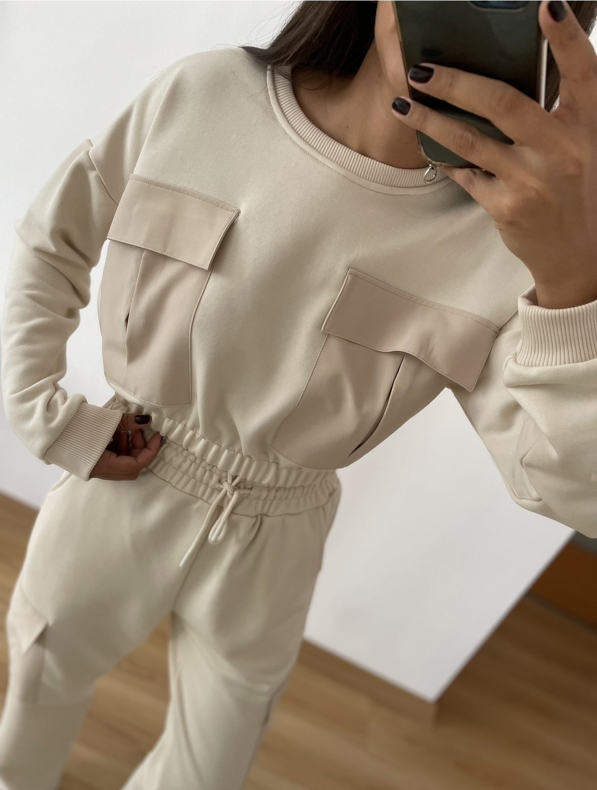 Kemik Premium Paraşüt Cepli Crop Sweat