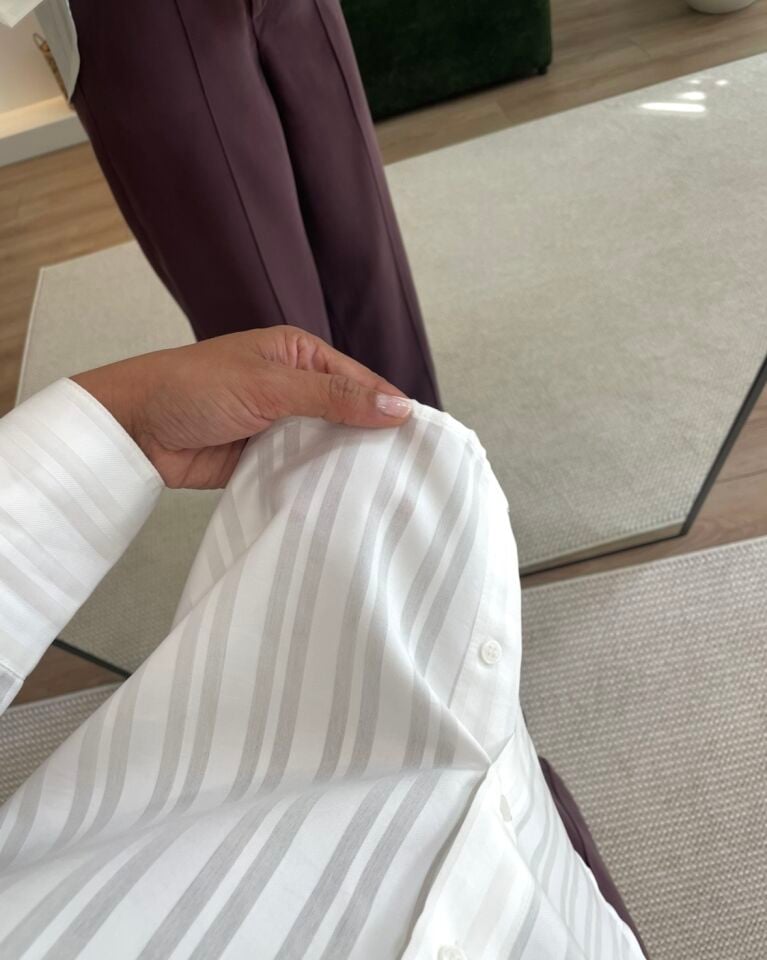 Cloe Beyaz Çizgi Desenli Premium Gömlek
