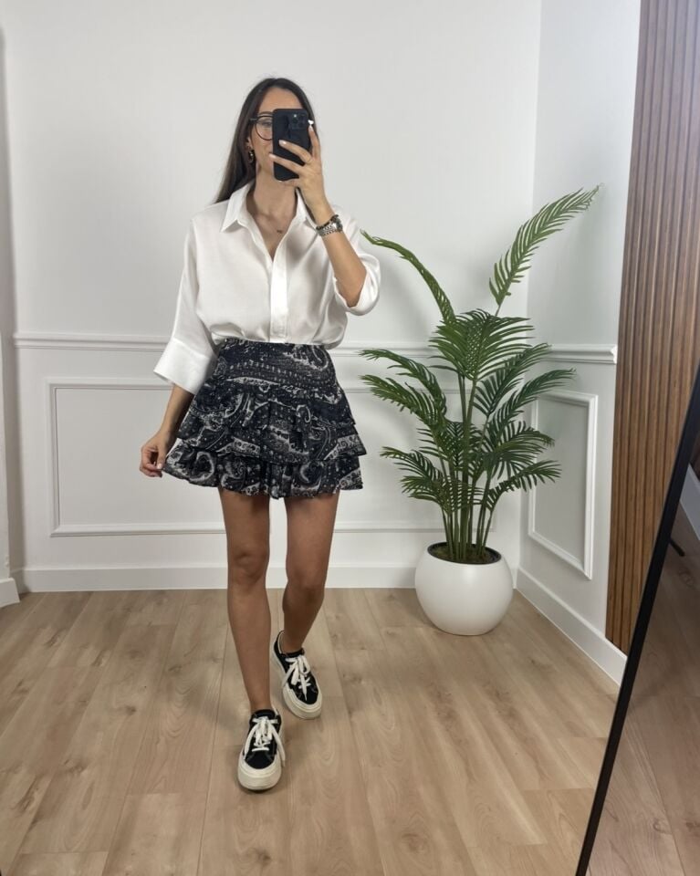 Parla Siyah Desenli Etek