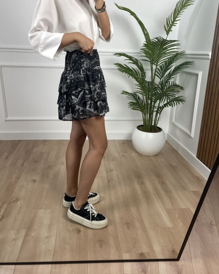 Parla Siyah Desenli Etek