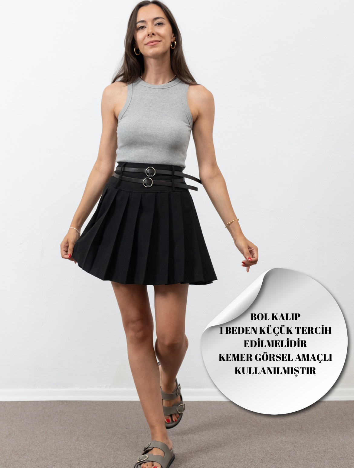 Ayla Siyah Pileli Mini Etek