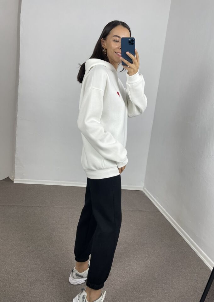 Ekru Kalp Nakışlı Oversize Sweatshirt