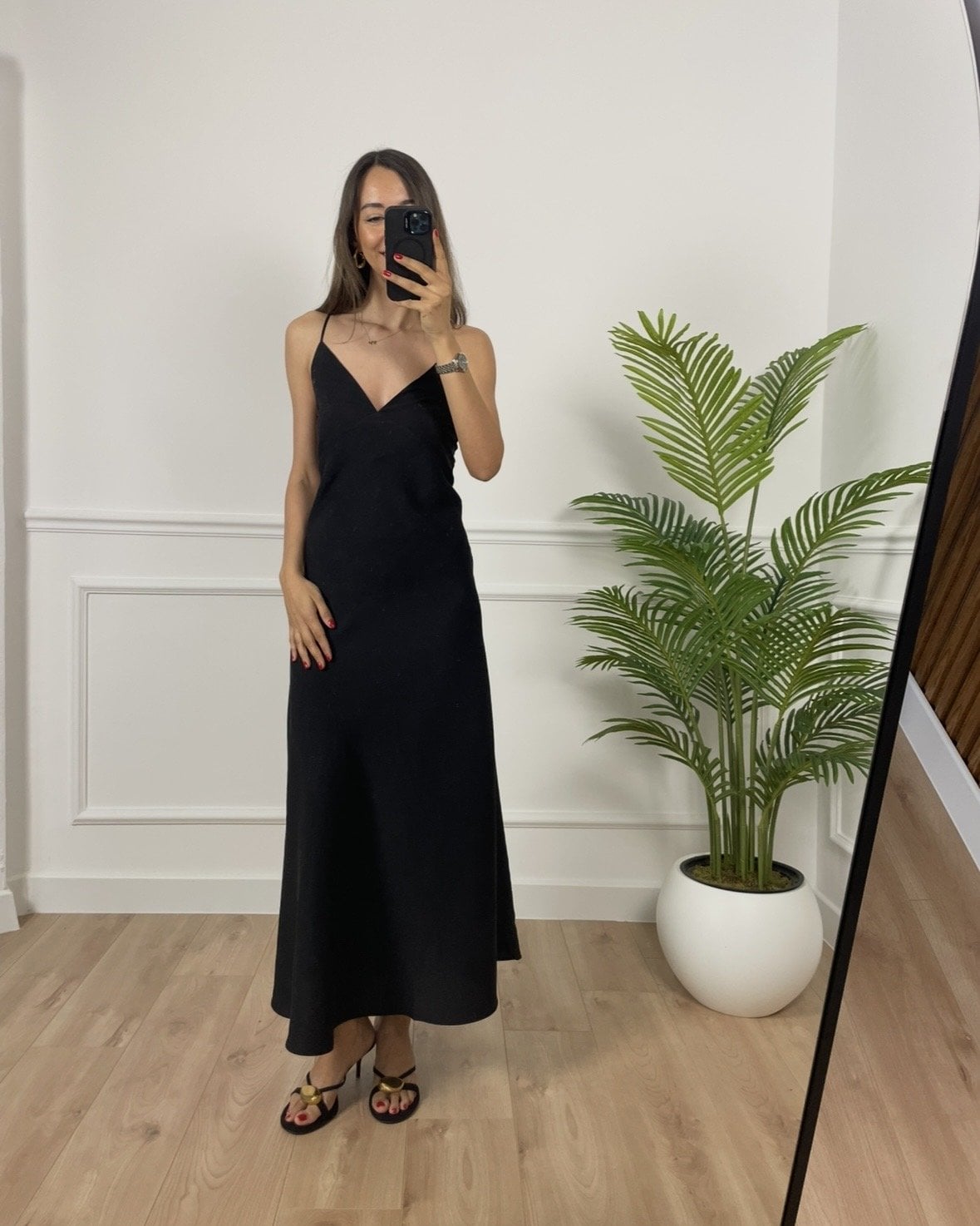 Arvin Siyah Askılı Maxi Elbise