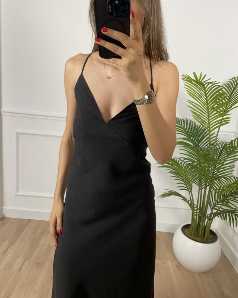 Arvin Siyah Askılı Maxi Elbise