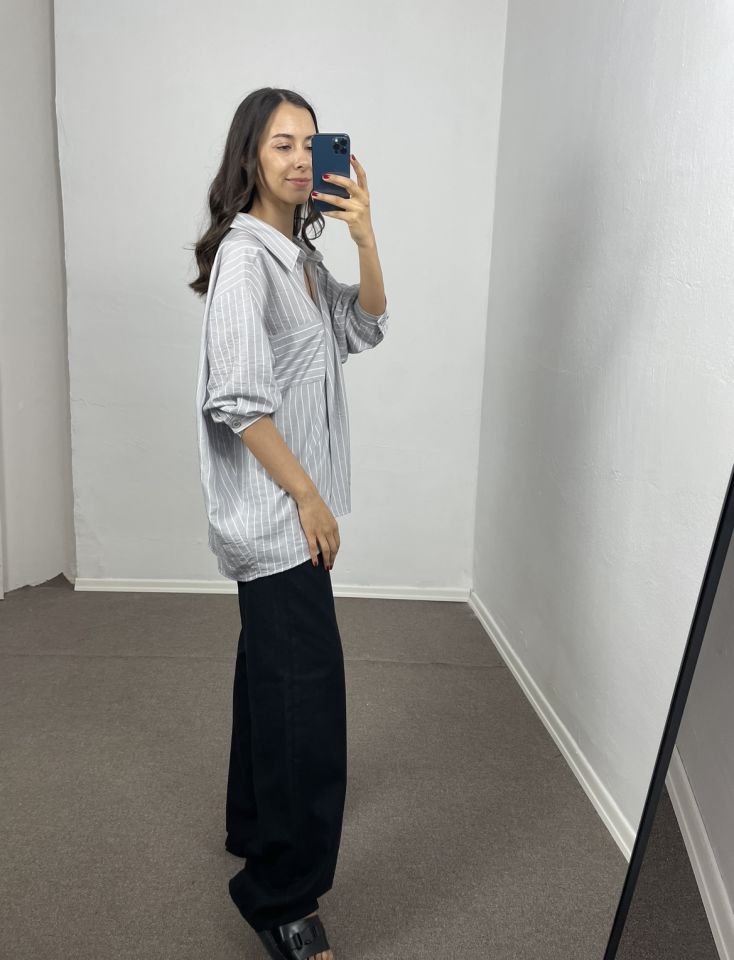 Soraya Gri Çizgili Oversize Viskon Gömlek