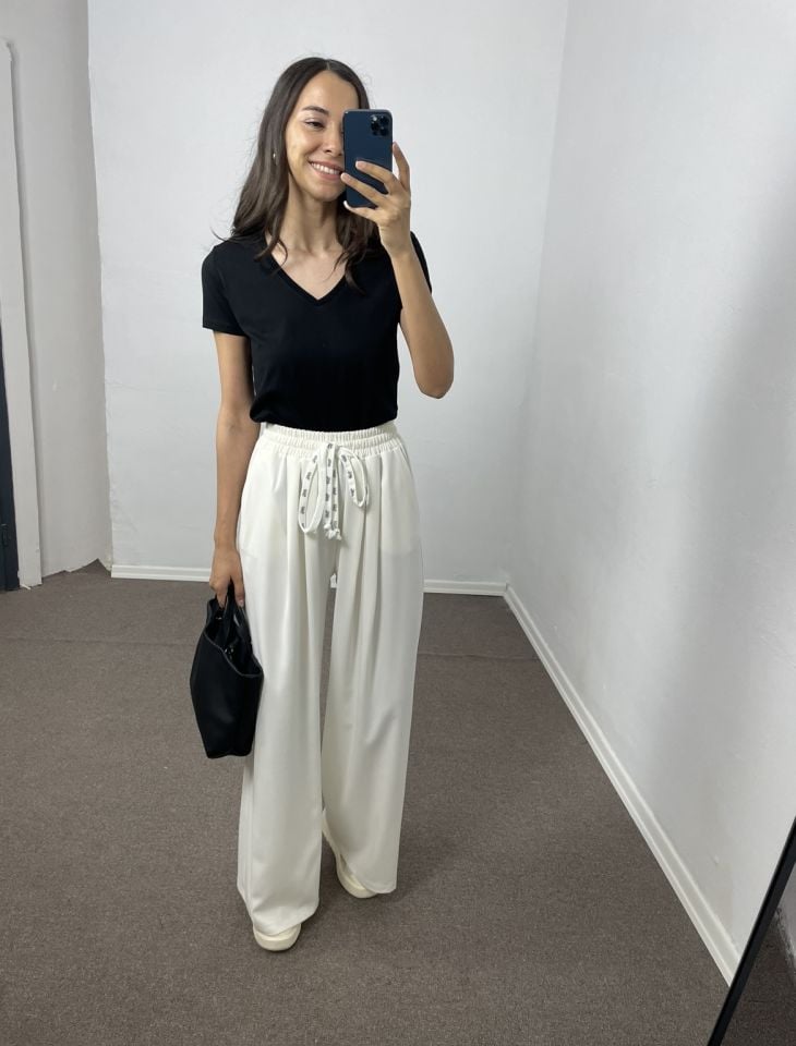 Ekru Geniş Paça Pileli Pantolon