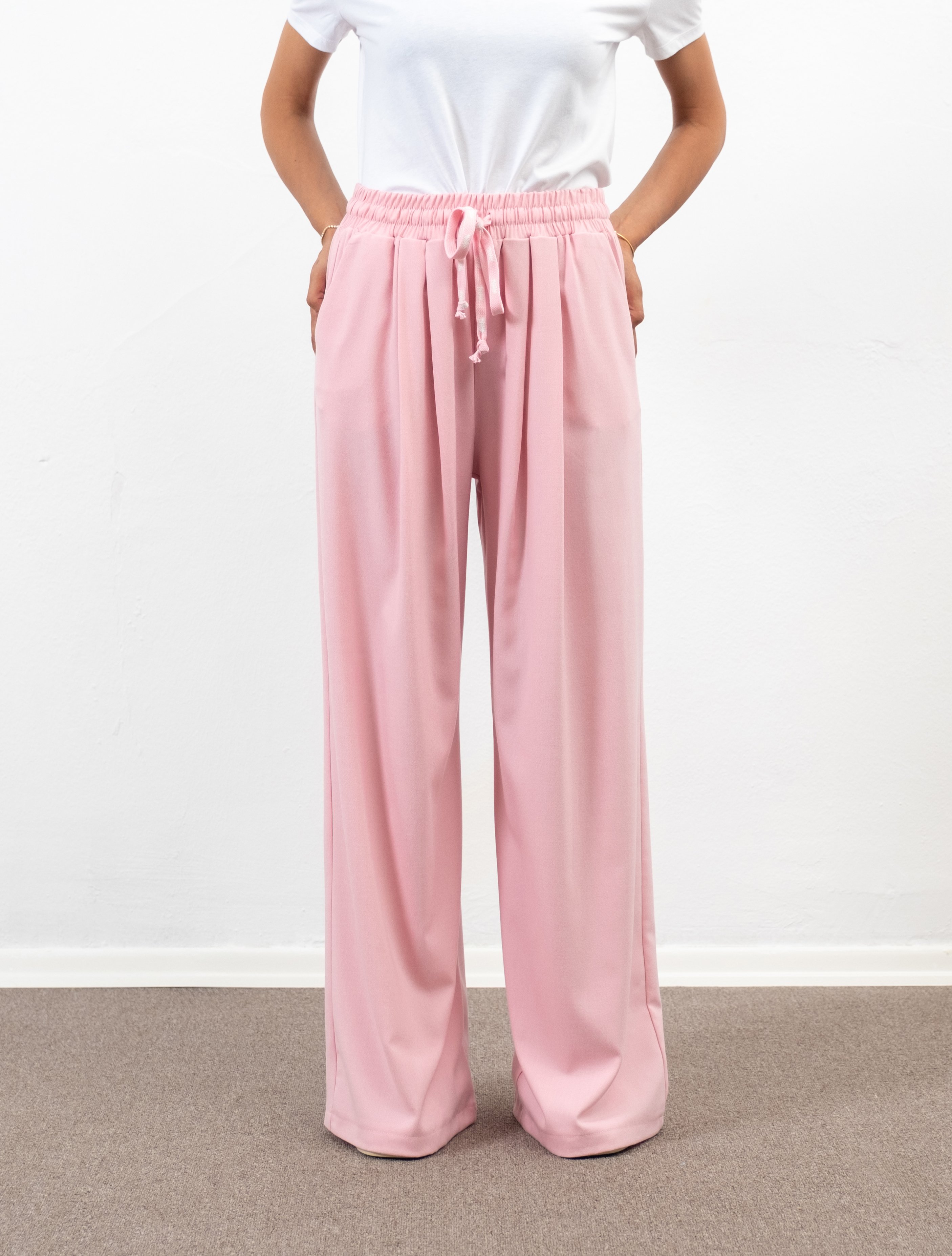 Mirea Pembe Geniş Paça Pileli Pantolon