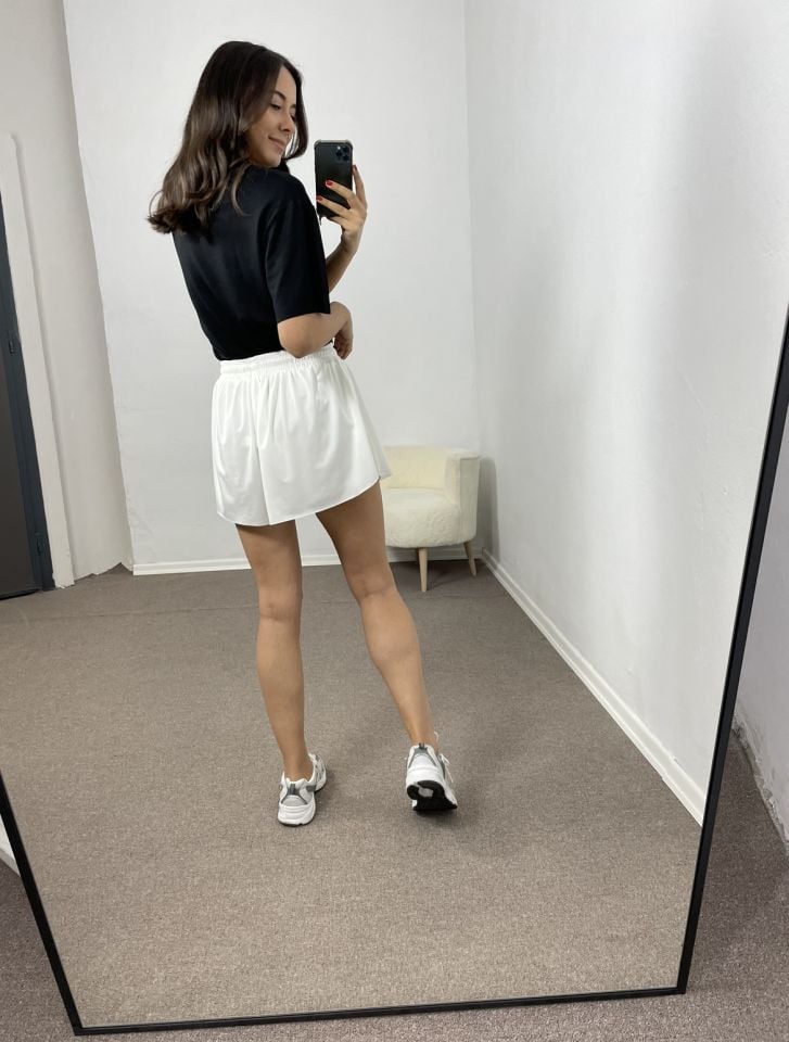 Mireva Beyaz Taytlı Spor Şort