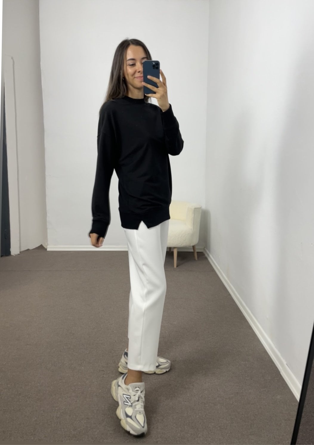 Selara Siyah Yanları Yırtmaçlı Sweatshirt