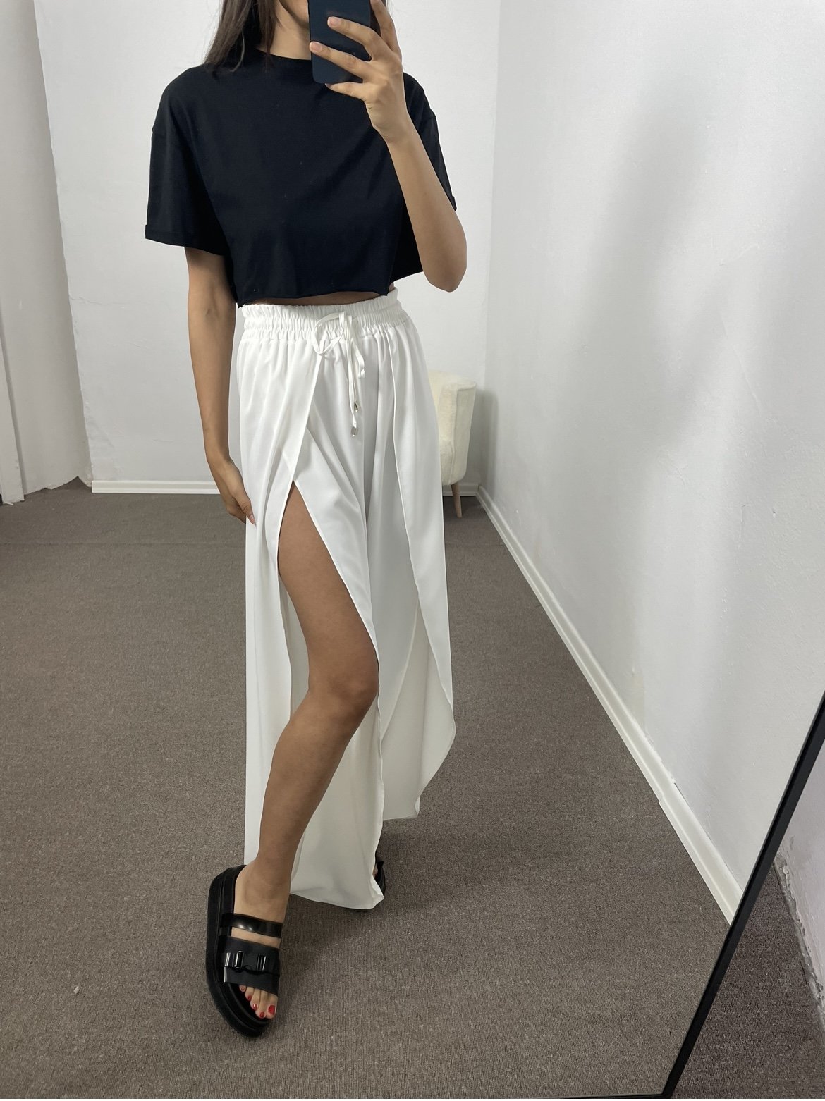 Beyaz Yırtmaçlı Pareo Pantolon