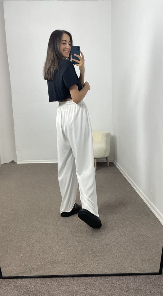 Lareen Beyaz Yırtmaçlı Pareo Pantolon