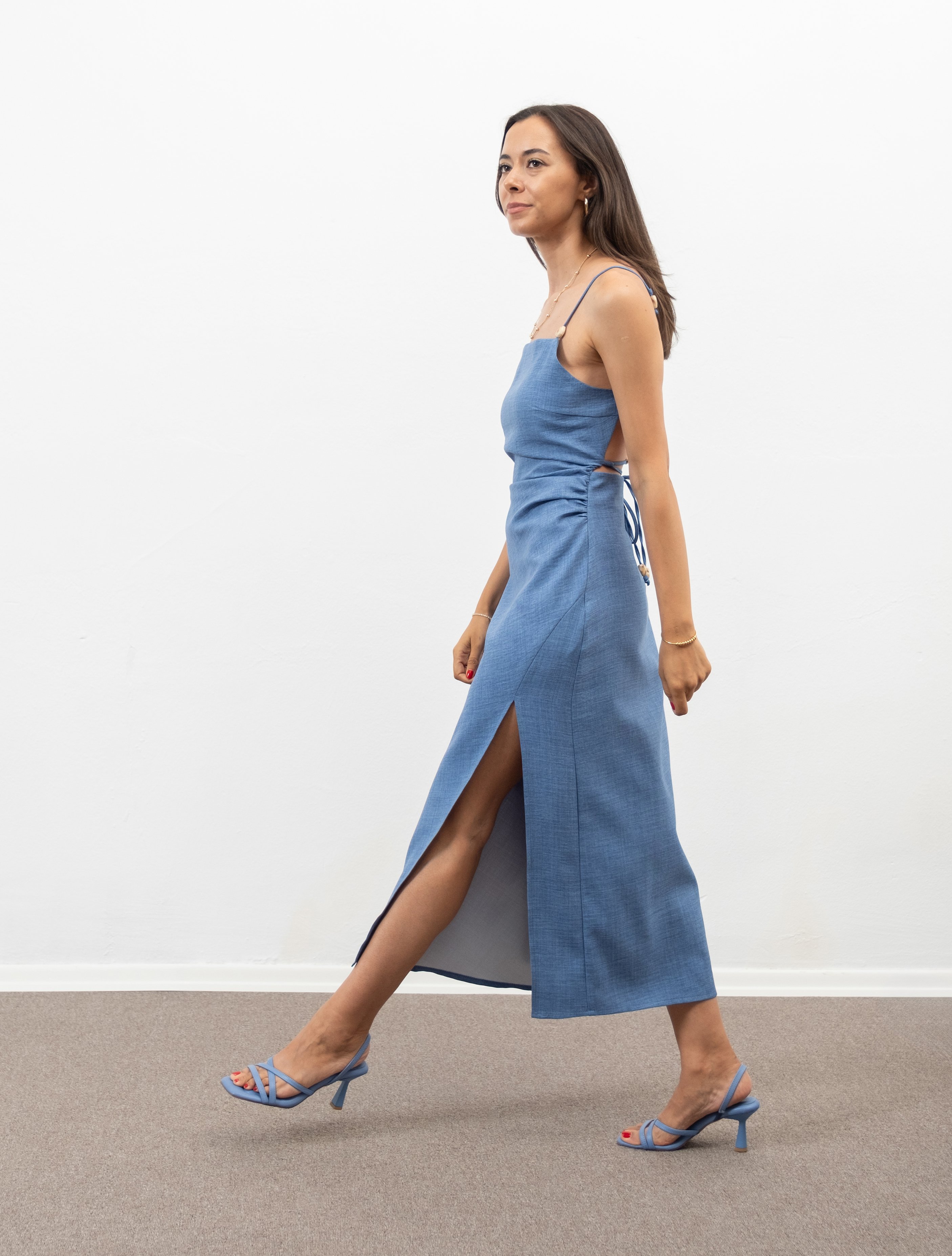 Indigo Sırt Dekolteli Yırtmaçlı Elbise