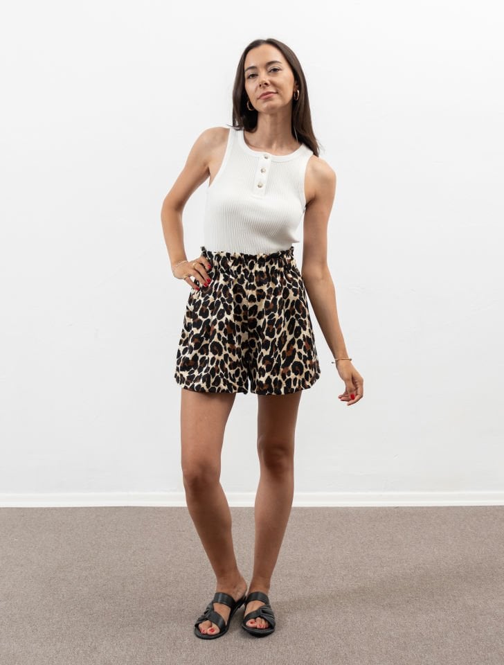Meliora Leopar Desenli Beli Lastikli Şort