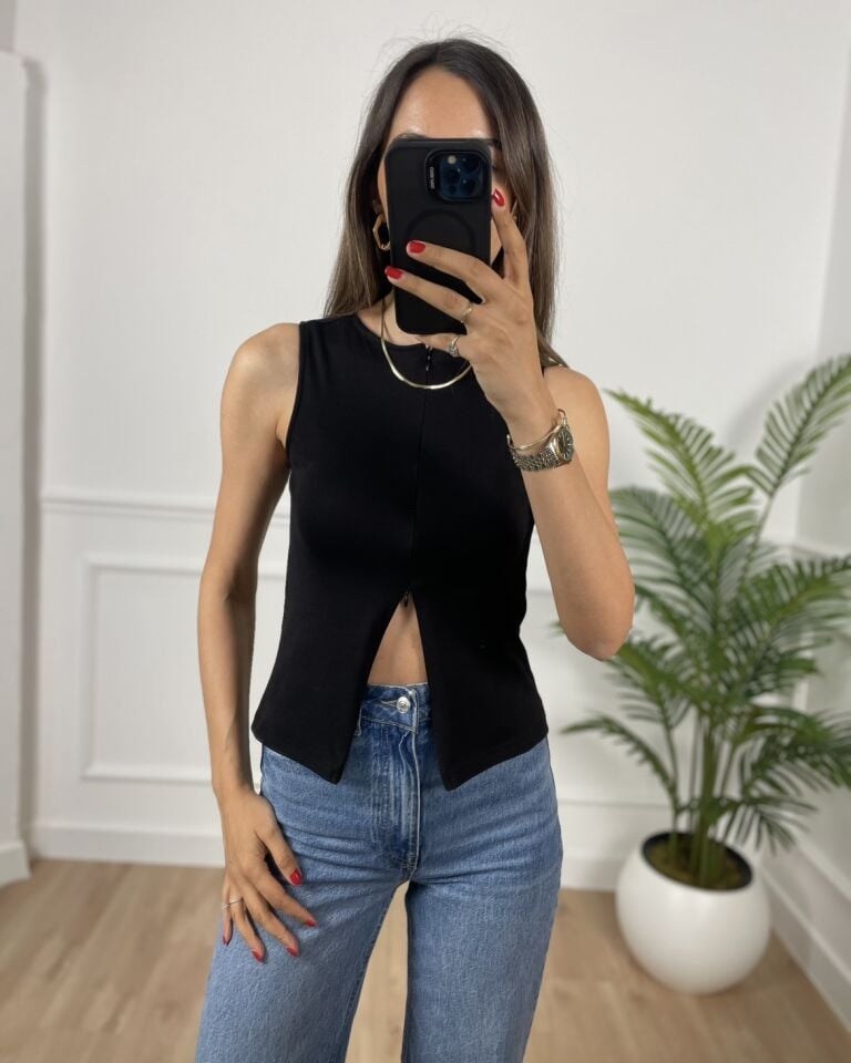 Nero Siyah Önü Fermuarlı Bluz
