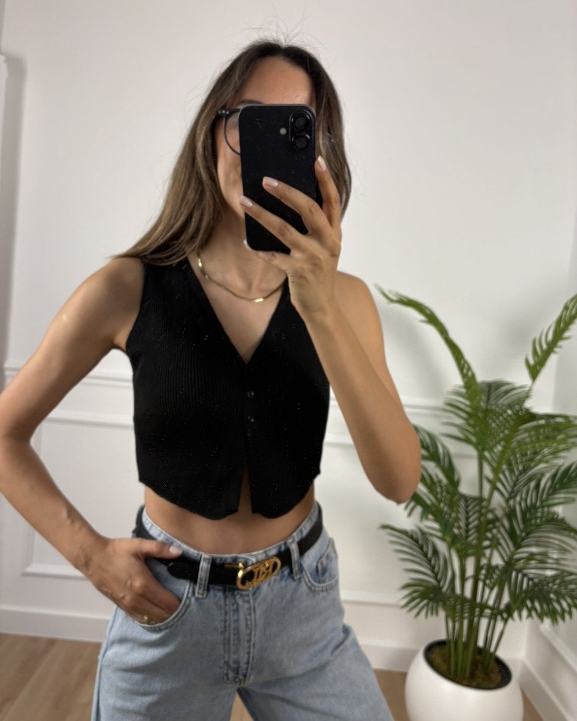 Solara Siyah 3 Düğmeli Crop Yelek