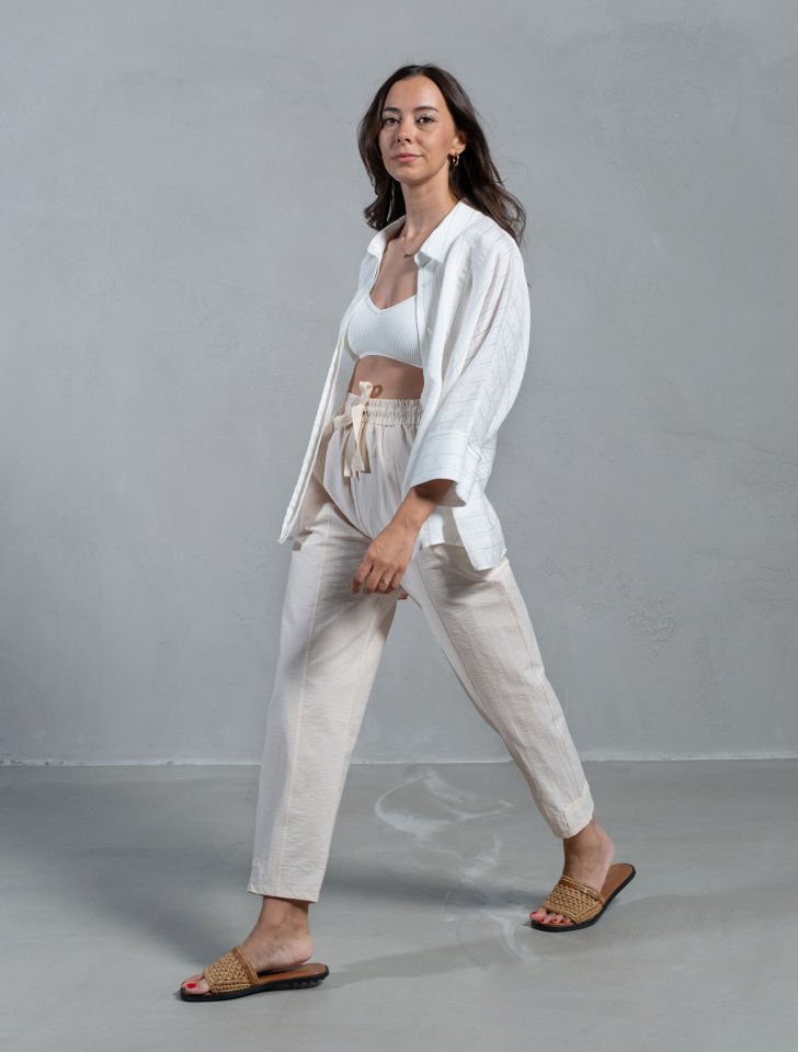 Louna Bej Cep Detaylı İnce Gabardin Havuç Pantolon