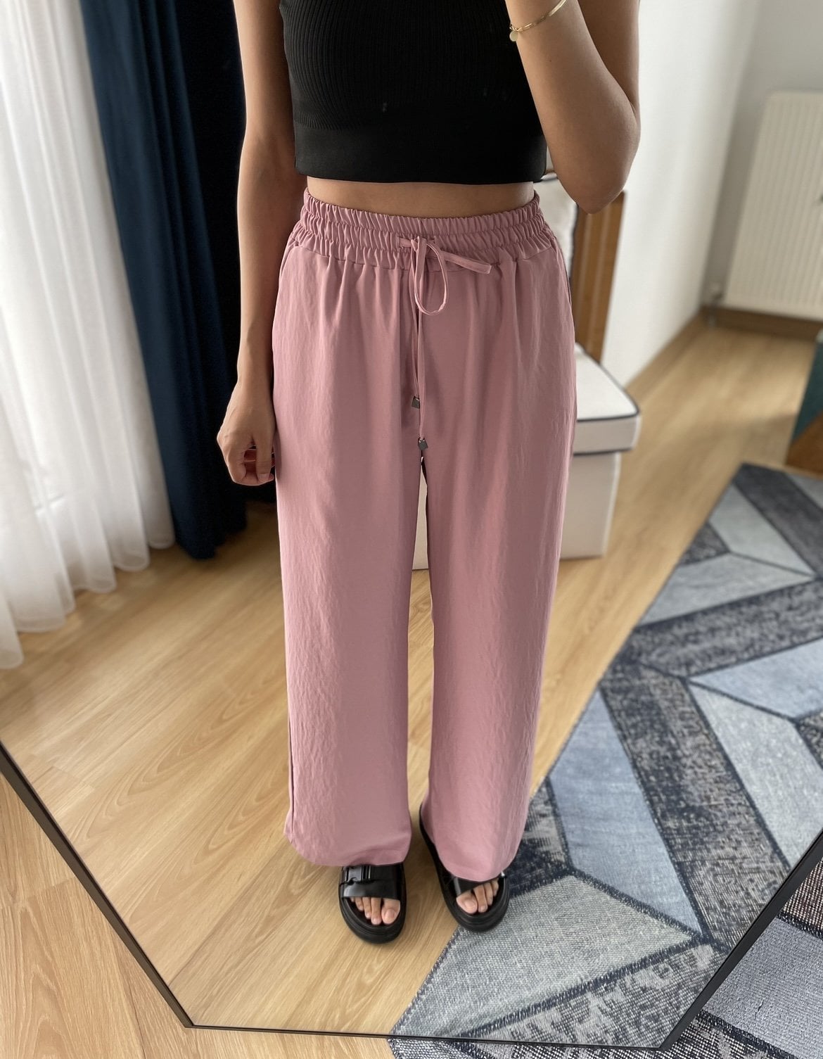 Aline Gül Kurusu Krep Saten Pantolon