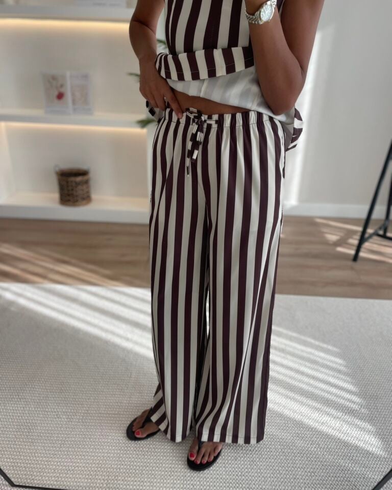 Stripe Kahverengi Çizgili Bluz Pantolon Takım