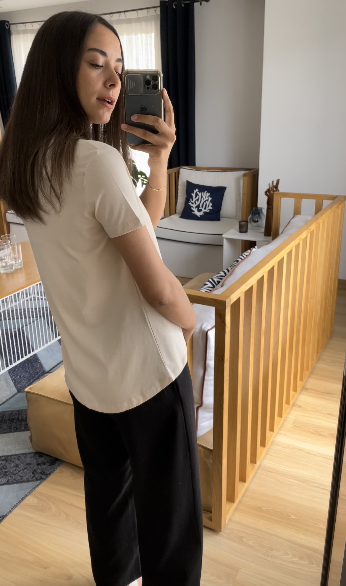 Bej Dilvin Ön Kısa Arka Uzun Tişört