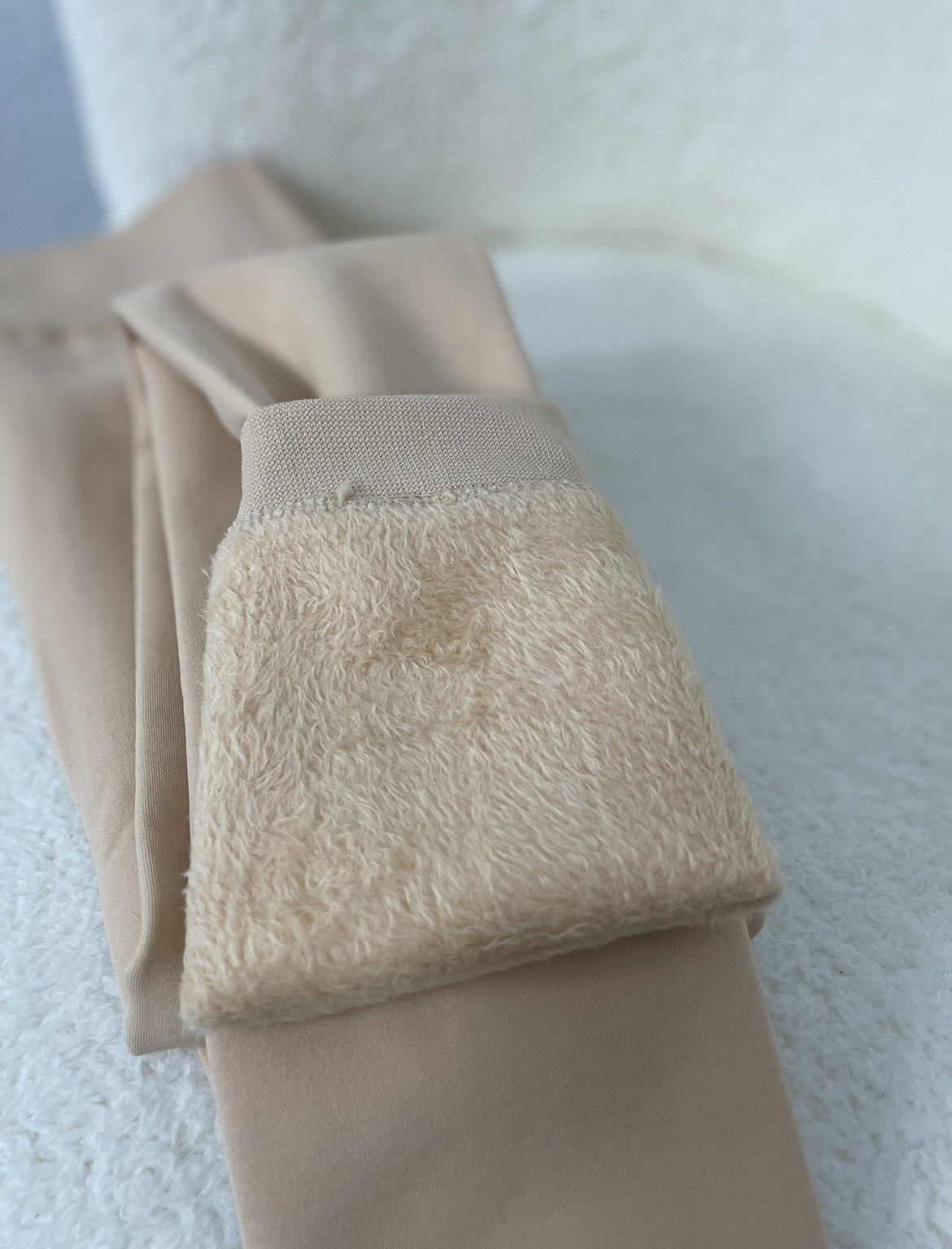 Krem Peluşlu İç Tayt