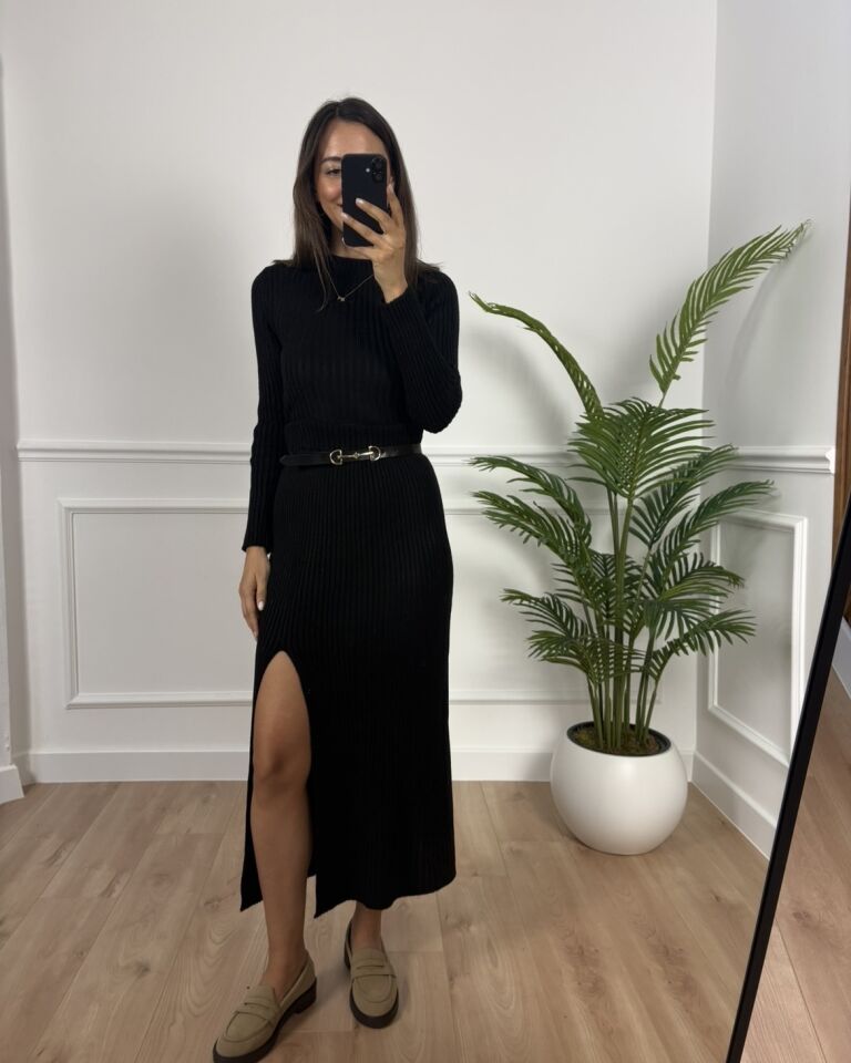 Nora Siyah Yırtmaçlı Etek Triko Takım