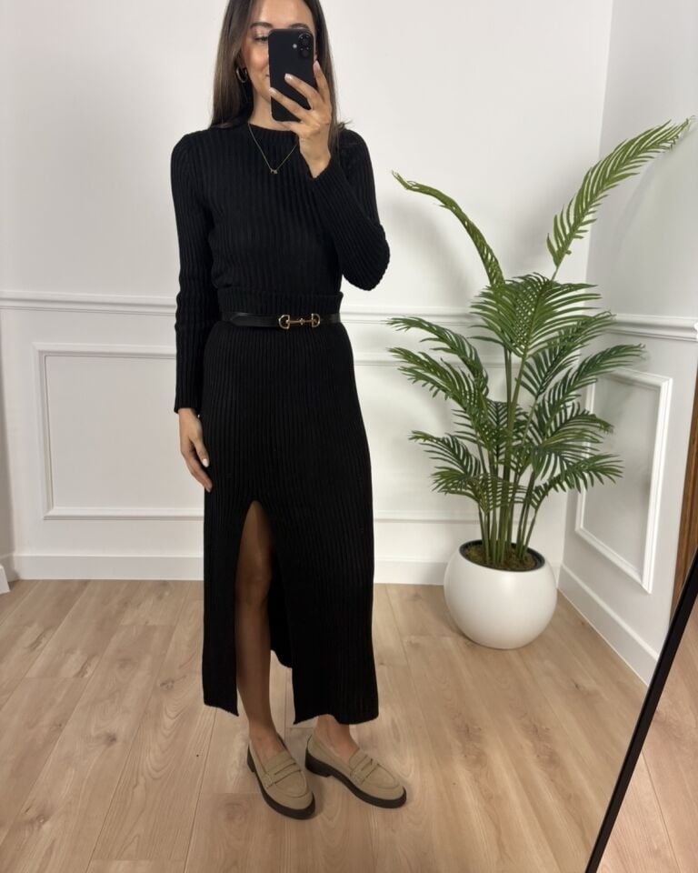 Nora Siyah Yırtmaçlı Etek Triko Takım