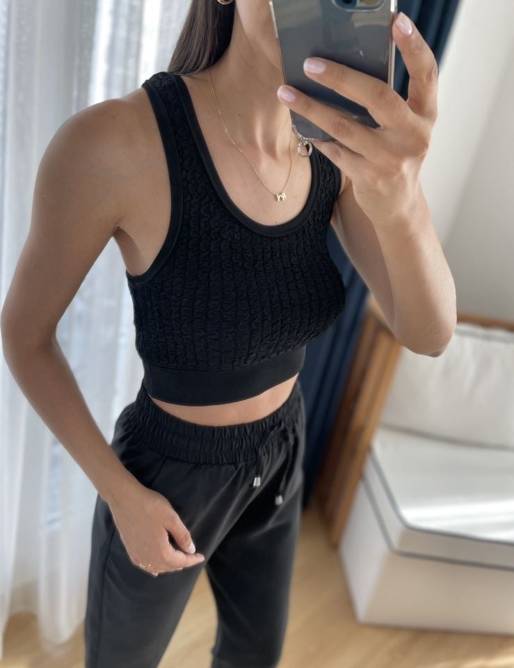 Alara Siyah Dilvin Askılı Crop