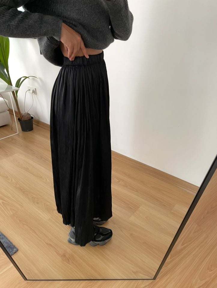 Siyah Kraşlı Beli Lastikli Premium Saten Etek