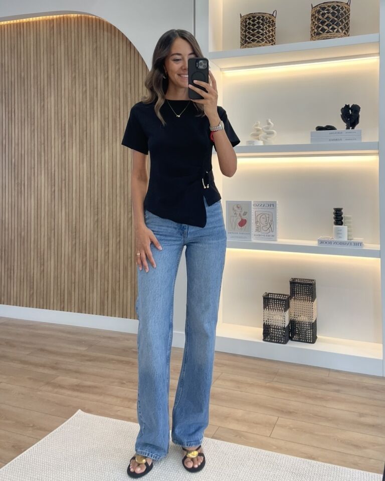 Leni Siyah Premium Toka Detaylı Tişört