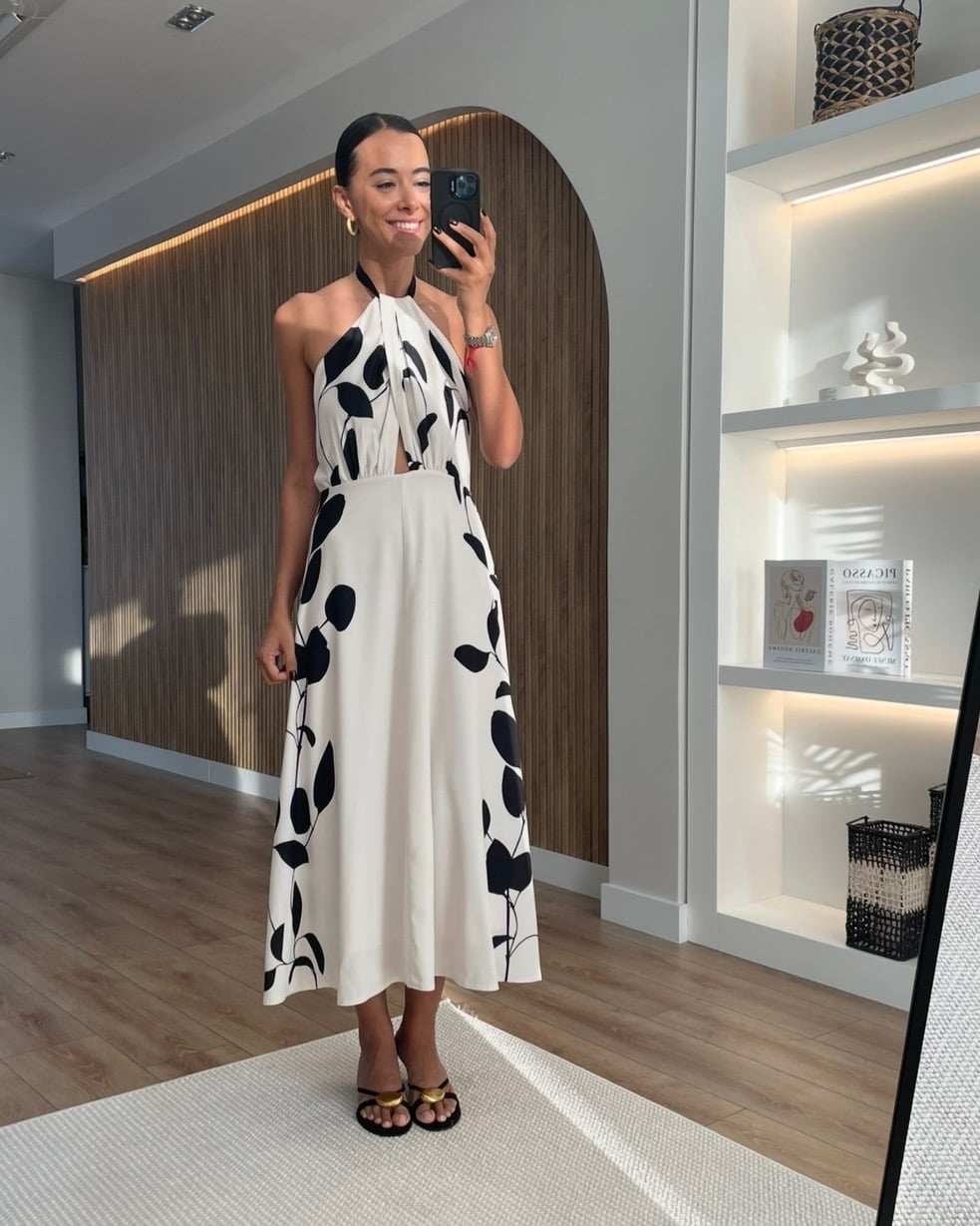 Flora Beyaz Çiçekli Maxi Premium Elbise