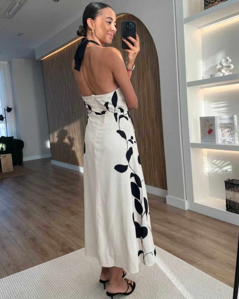 Flora Beyaz Çiçekli Maxi Premium Elbise