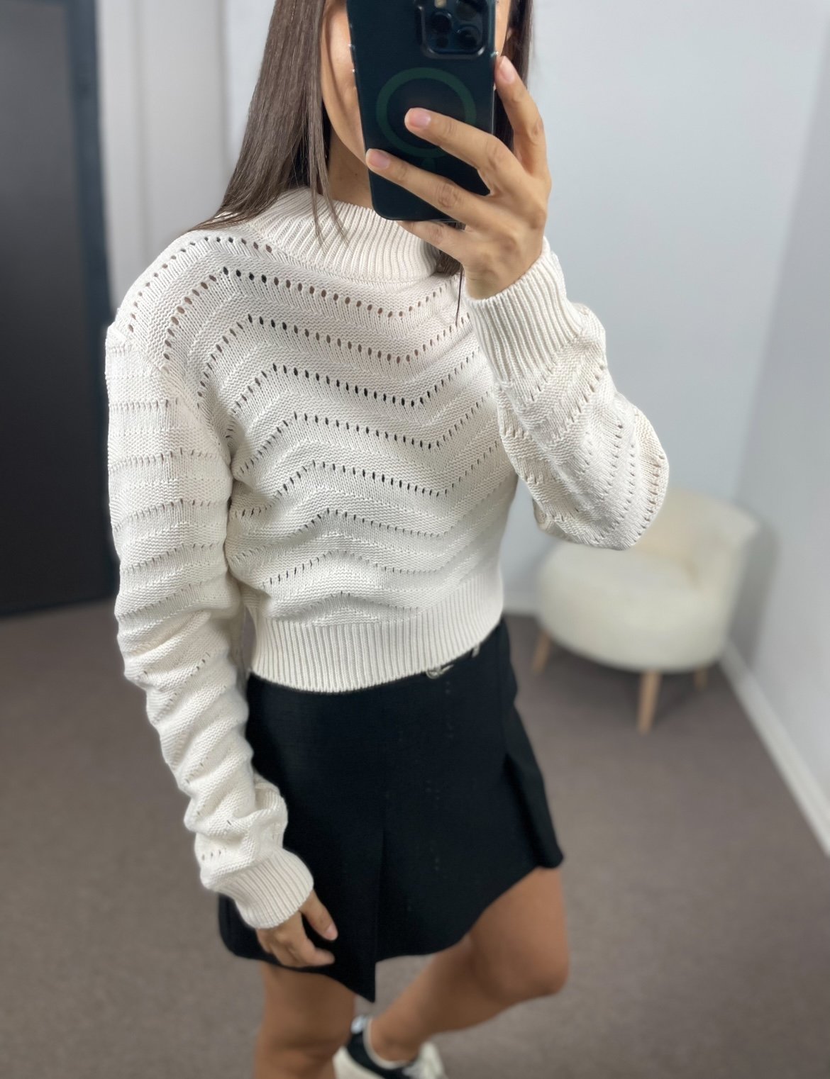 Viole Ekru Delikli Dik Yaka Kazak