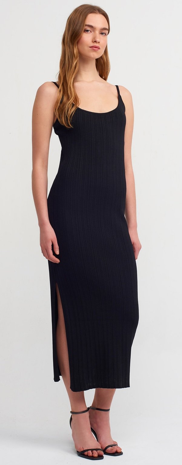 Carla Siyah Dilvin Askılı Yırtmaçlı Triko Elbise