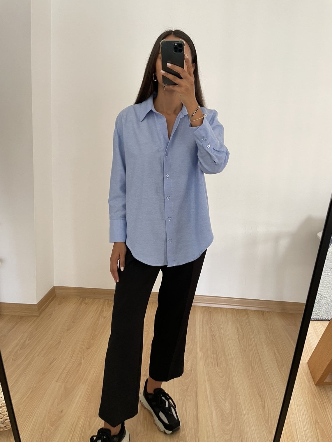 Camelia Mavi Geniş Manşetli Oxford Gömlek