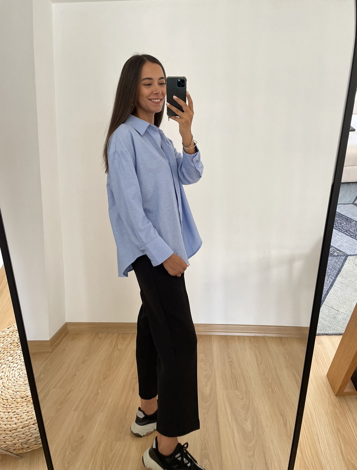 Camelia Mavi Geniş Manşetli Oxford Gömlek