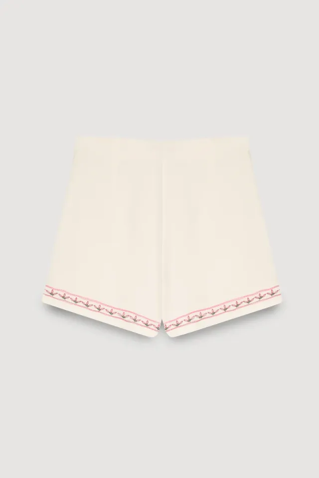 Mila Ekru Nakış Çiçek Desenli Premium Şort Etek