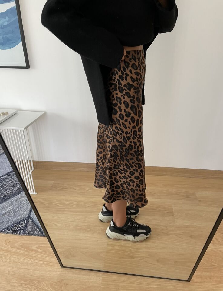 Leopar Desenli Volanlı Saten Etek