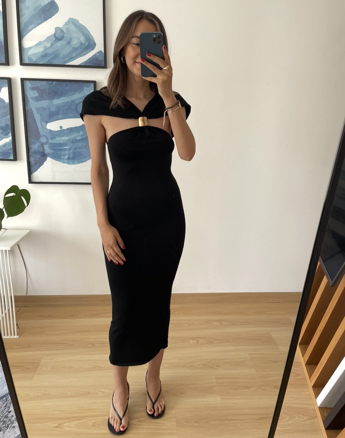 Tara Siyah Aksesuar Detaylı ZR Model Örgü Elbise