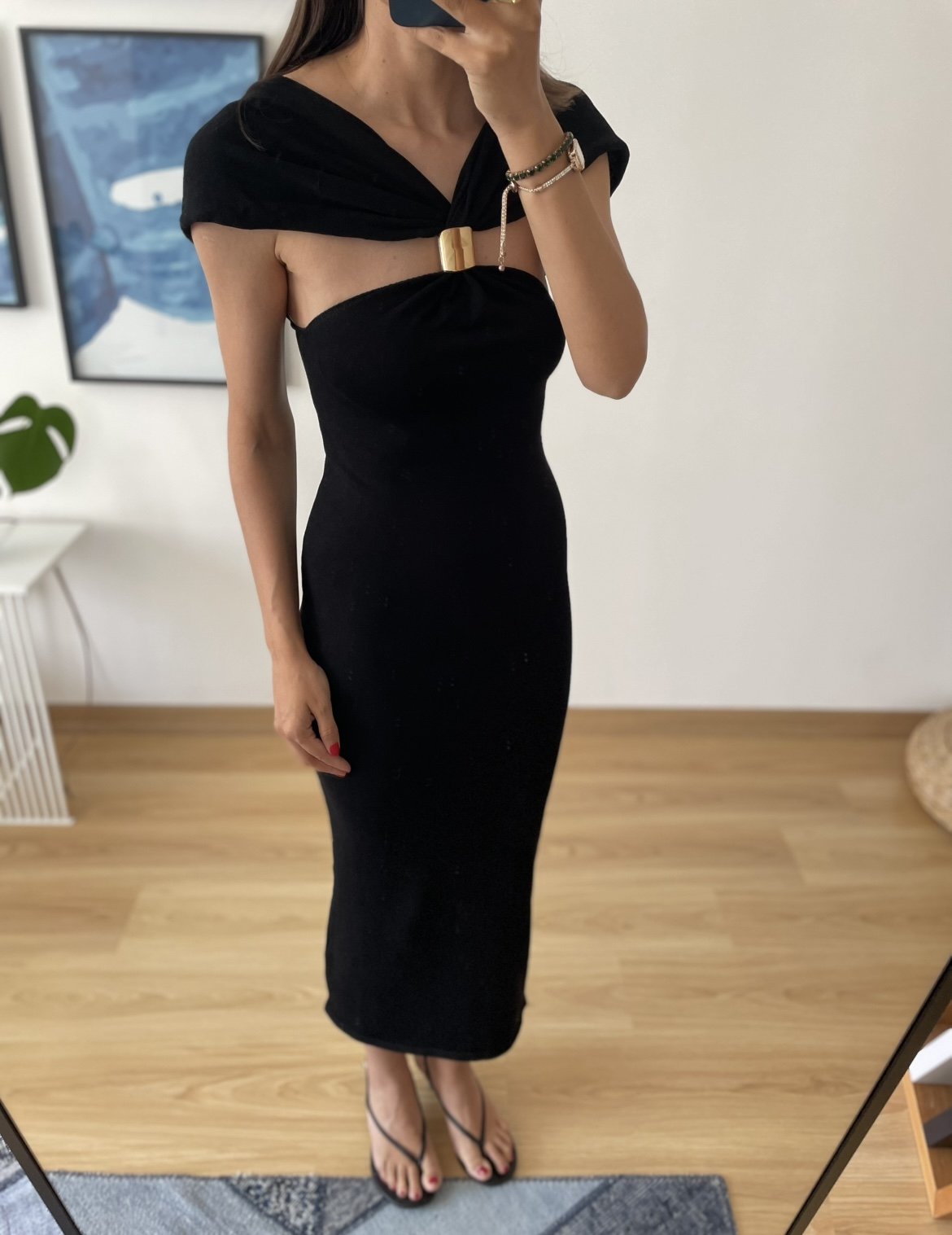 Siyah Aksesuar Detaylı ZR Model Örgü Elbise