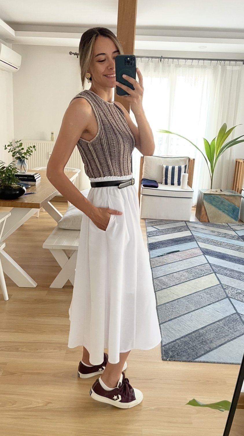 Beyaz Beli Lastikli Cepli Etek