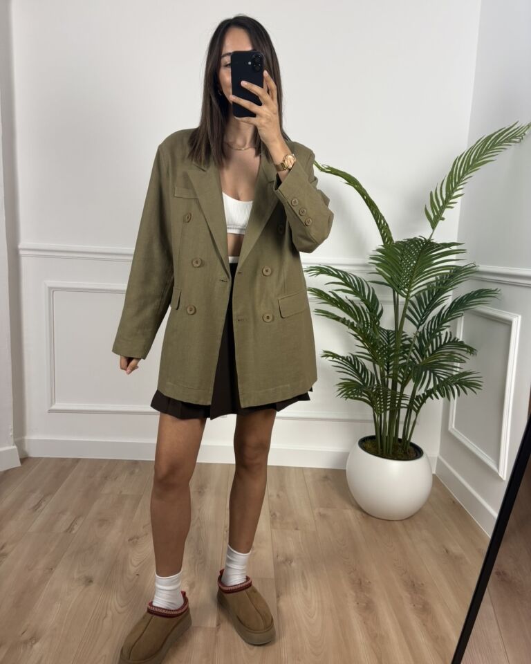 Aria Haki Önü Düğme Detaylı Oversize Ceket