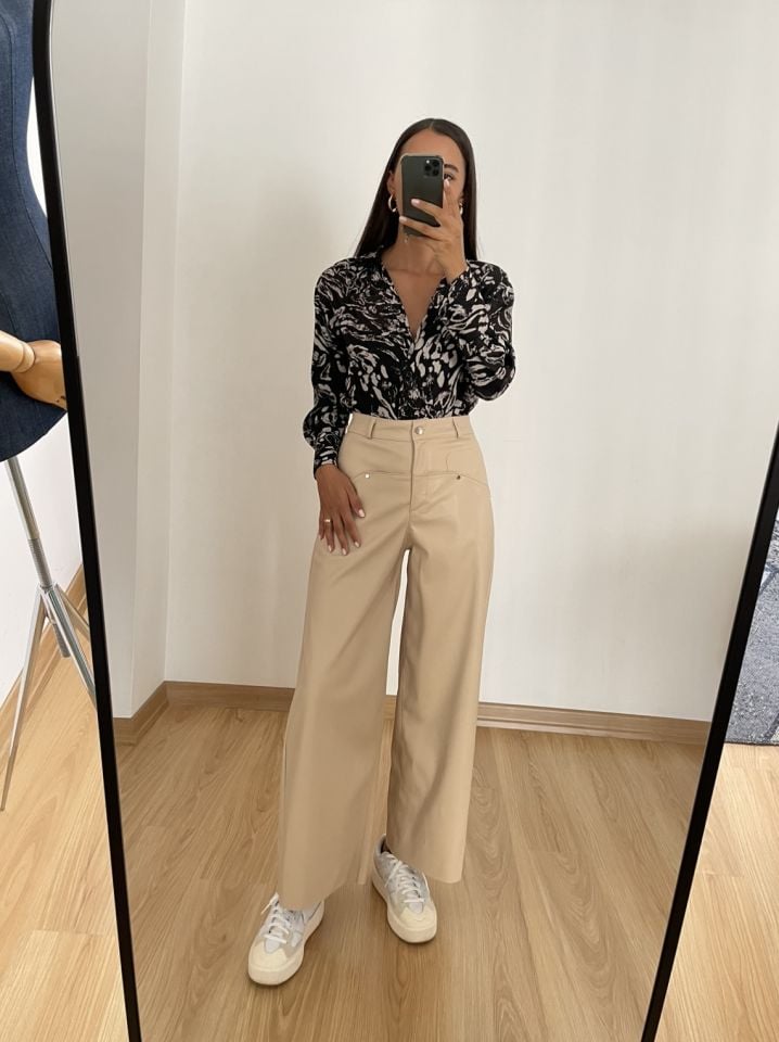 Maelle Siyah Bej Desenli Yırtmaçlı Gömlek