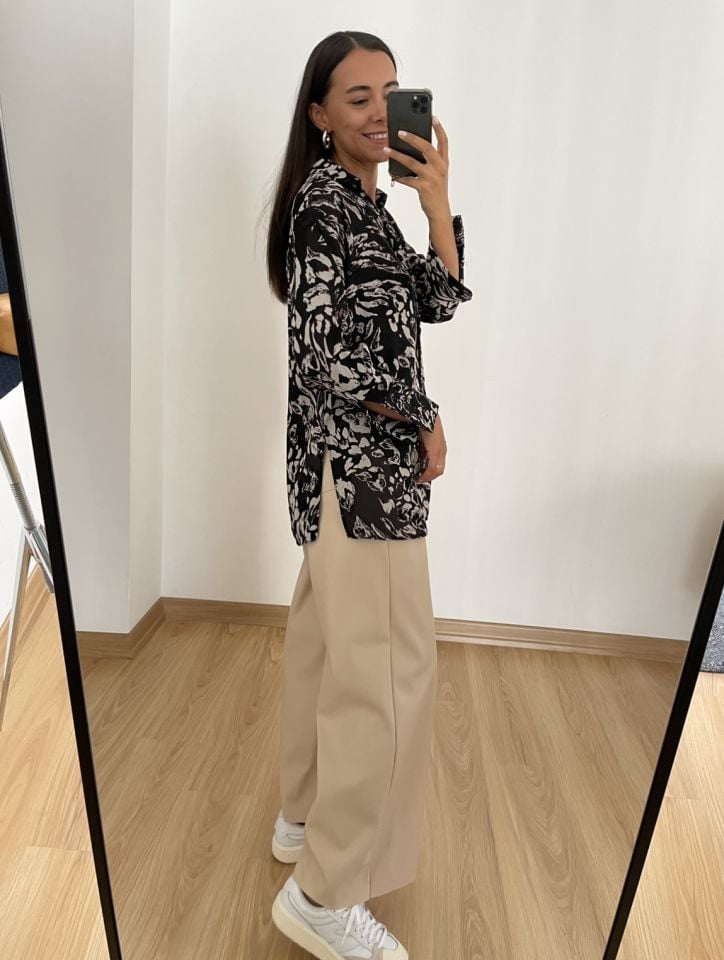 Maelle Siyah Bej Desenli Yırtmaçlı Gömlek